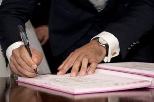 signing